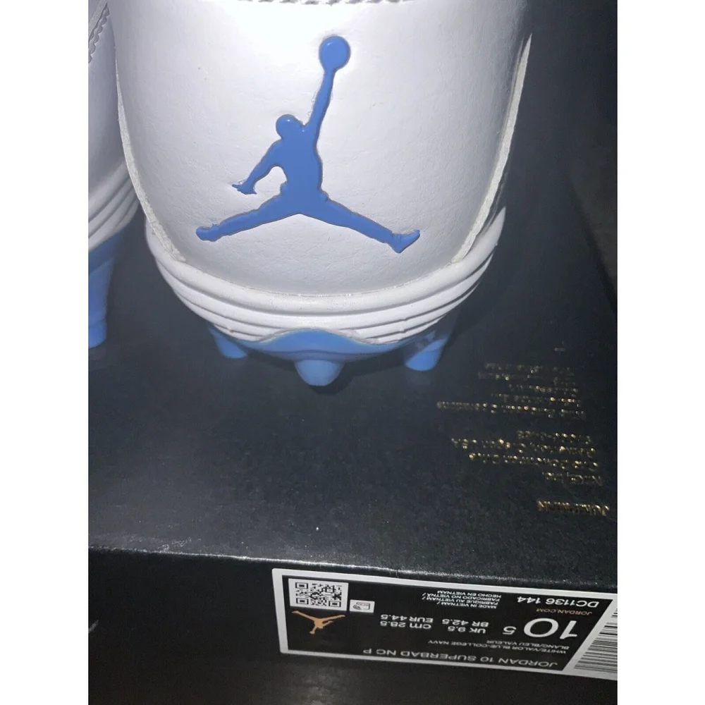 JORDAN 10 SUPERBAD UNC TAR HEELS PLAYER EXCLUSIVE* DC1136-144 SIZE 10.5‎ NO LID